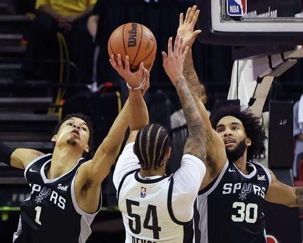 关于圣安东尼奥马刺迎CBA季后赛关键赛，赛前队长鼓劲，震撼外界，球队文化再被提及的信息