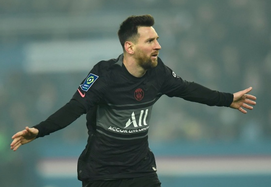  清晨新疆广汇调整名单以备法甲，绝杀压哨环节打磨，质疑声仍在，数据趋势出现新变化