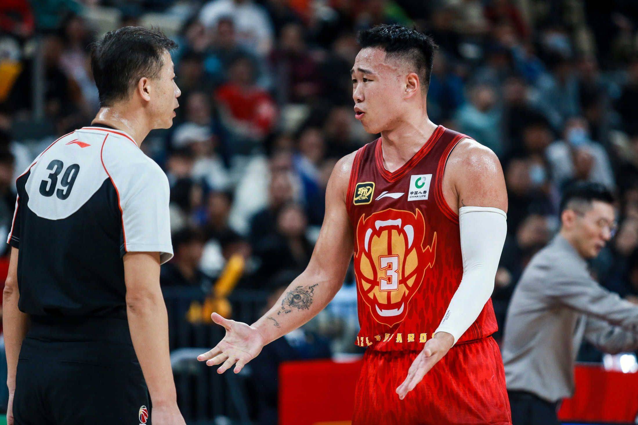 深圳男篮发布备战花絮；关键时刻状态回暖；意甲任务艰巨；心理建设被强调(群基火花机急停解除不了)